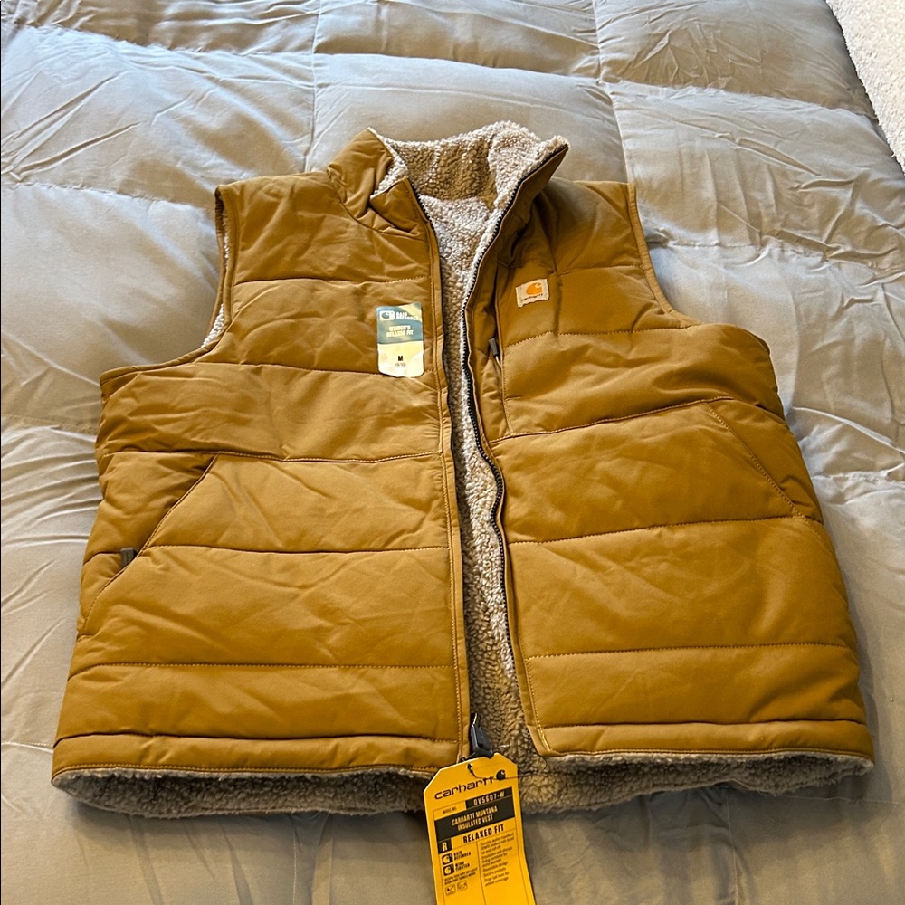 Carhartt puffer vest NWT